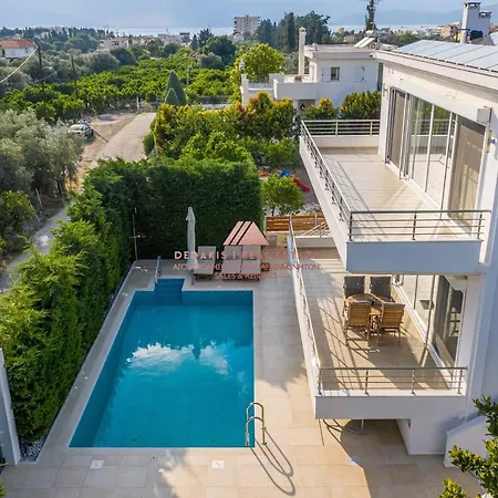 Luxury With Private Heated Pool * ルートラキ