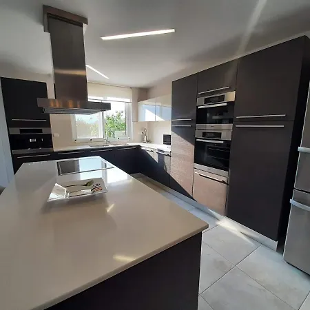 Luxury With Private Heated Pool ヴィラ ルートラキ