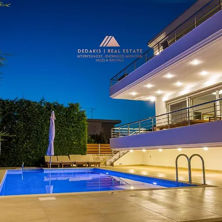 Luxury With Private Heated Pool * Loutráki