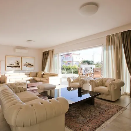 Luxury With Private Heated Pool Villa Loutráki