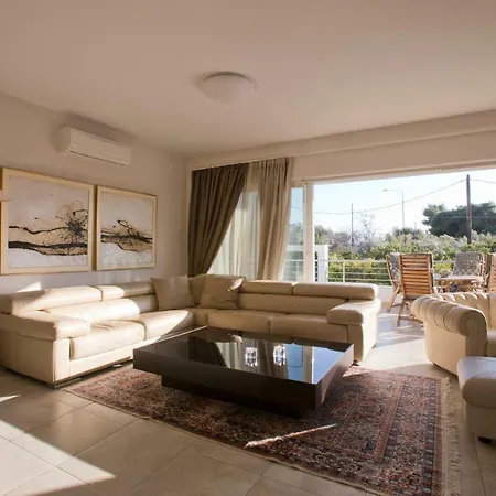 Luxury With Private Heated Pool