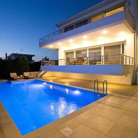 Luxury With Private Heated Pool * Loutráki