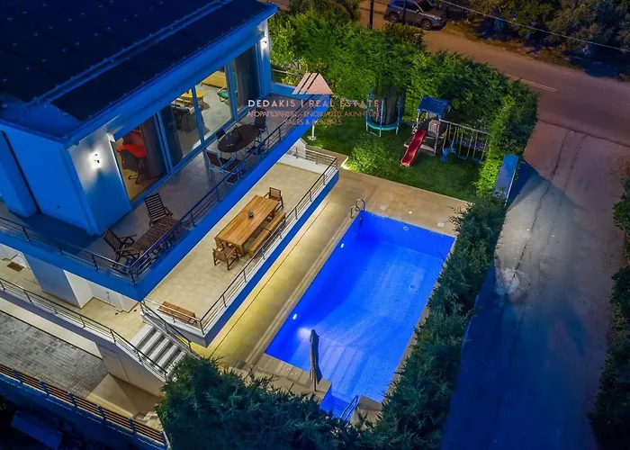 Luxury With Private Heated Pool