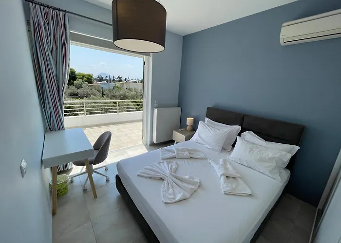 Luxury With Private Heated Pool * Лоутраки