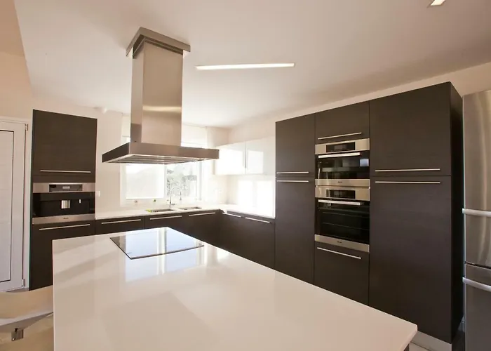 Villa Luxury With Private Heated Pool