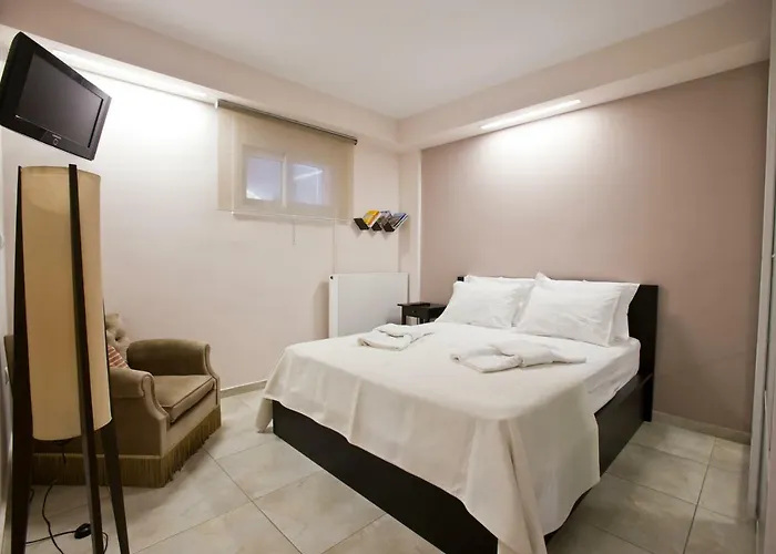 Luxury With Private Heated Pool * Лоутраки