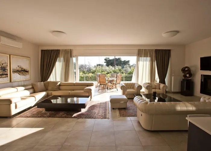 Вилла Luxury With Private Heated Pool